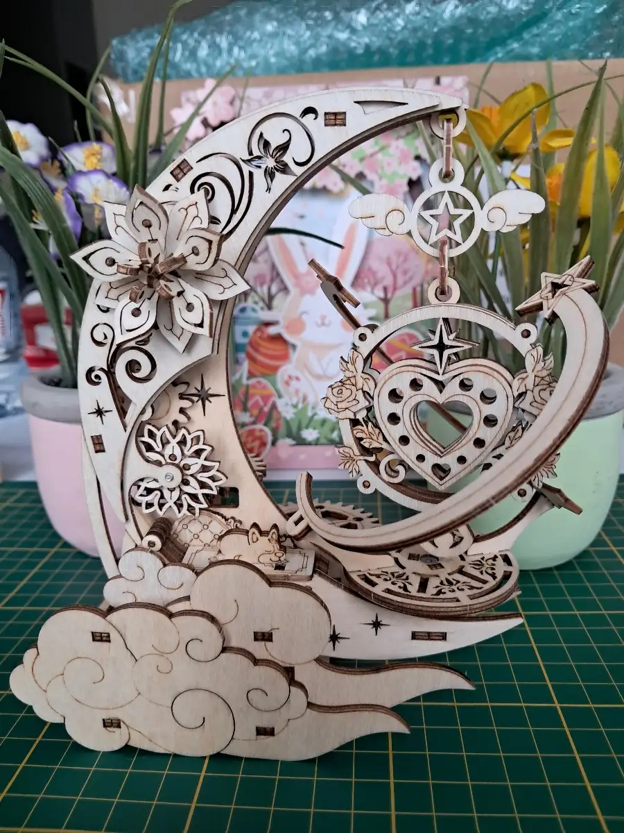 Boîte à musique Lune et fleur
